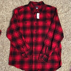 NWT- Place - Men’s Buffalo Plaid Button Down - Size L